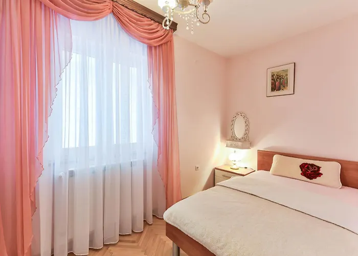 Family-friendly With Swimming Pool - 23646 Διαμέρισμα Ζαντάρ