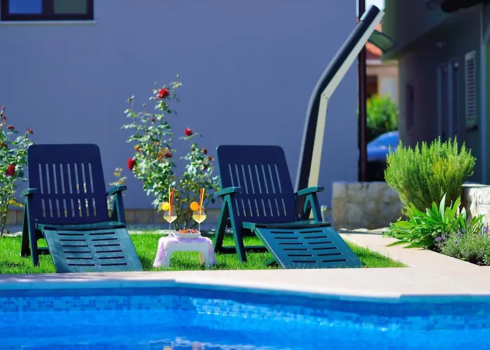 Διαμέρισμα Family-friendly With Swimming Pool - 23646 *