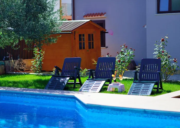Family-friendly With Swimming Pool - 23646 * Ζαντάρ