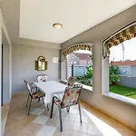 Apartamento Family-friendly With Swimming Pool - 23646 *