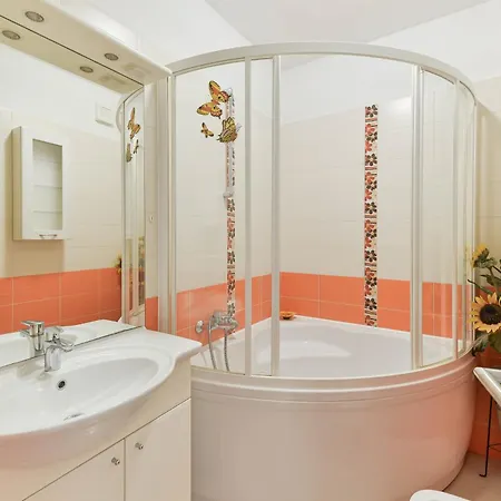 Family-friendly With Swimming Pool - 23646 * Zadar